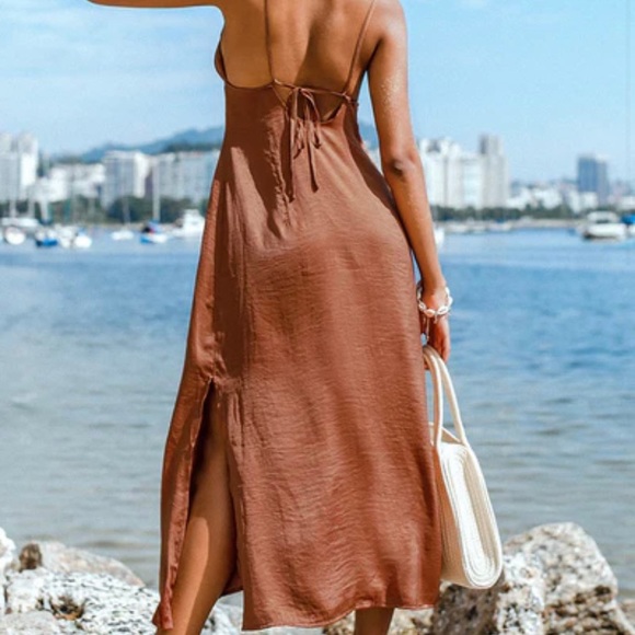 Rust colored dress - Picture 2 of 3